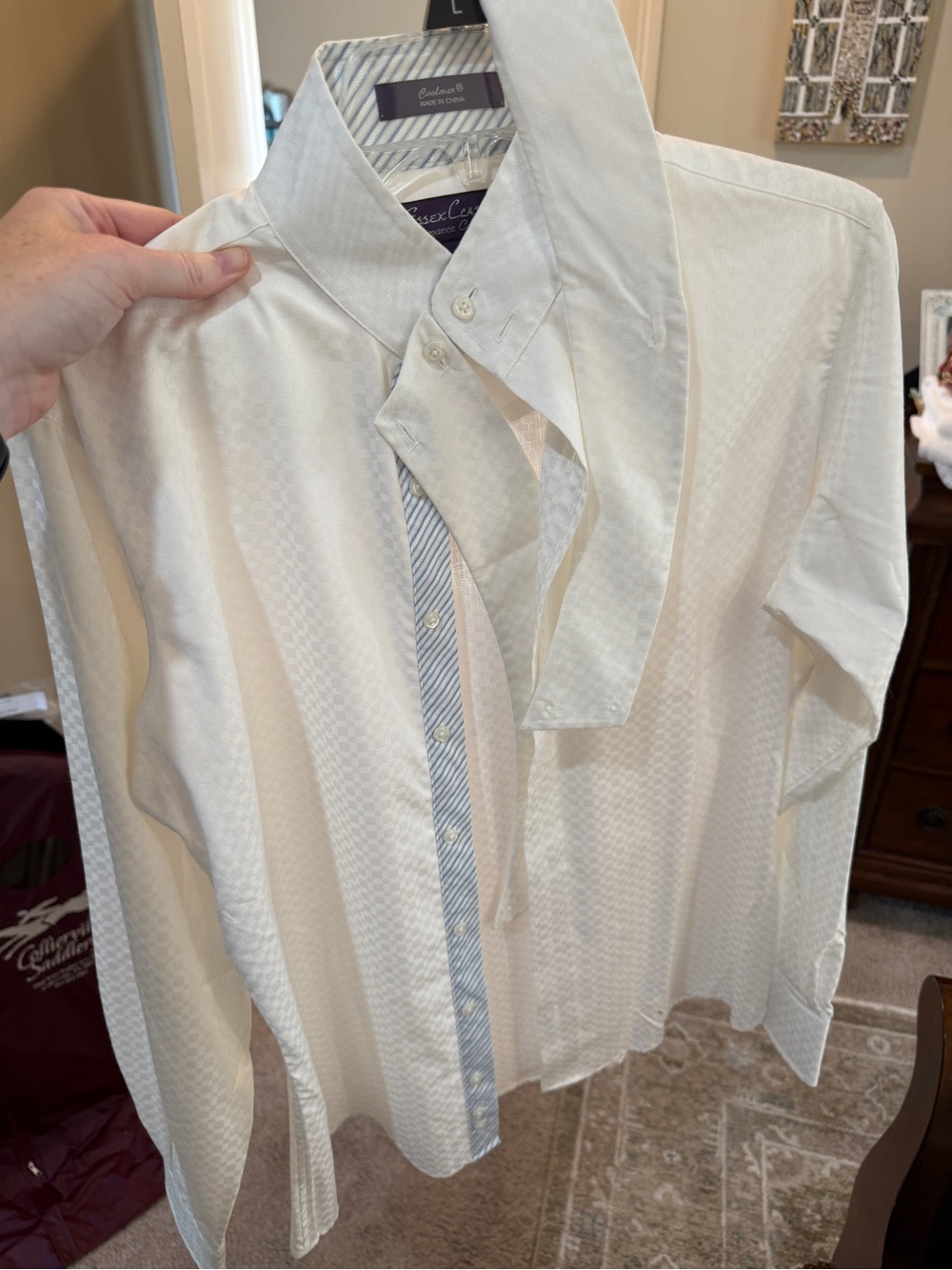 Essex Classics. Women's white Button-Down Shirt with Contrast Placket